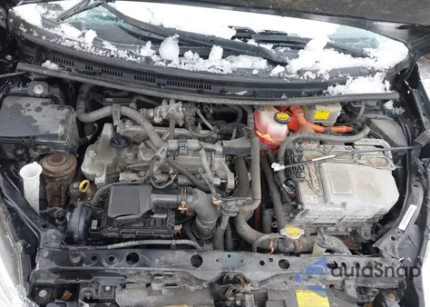 2012 Toyota Prius C Two z USA, uszkodzony, nr VIN JTDKDTB33C1526739